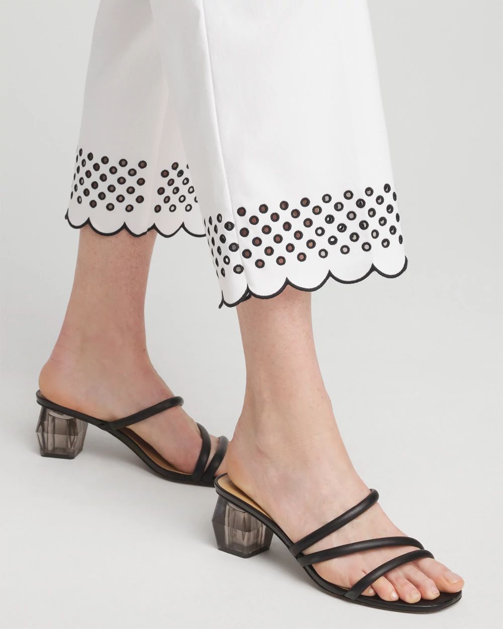 Petite Brigitte Embroidered Wide Leg Cropped Pants