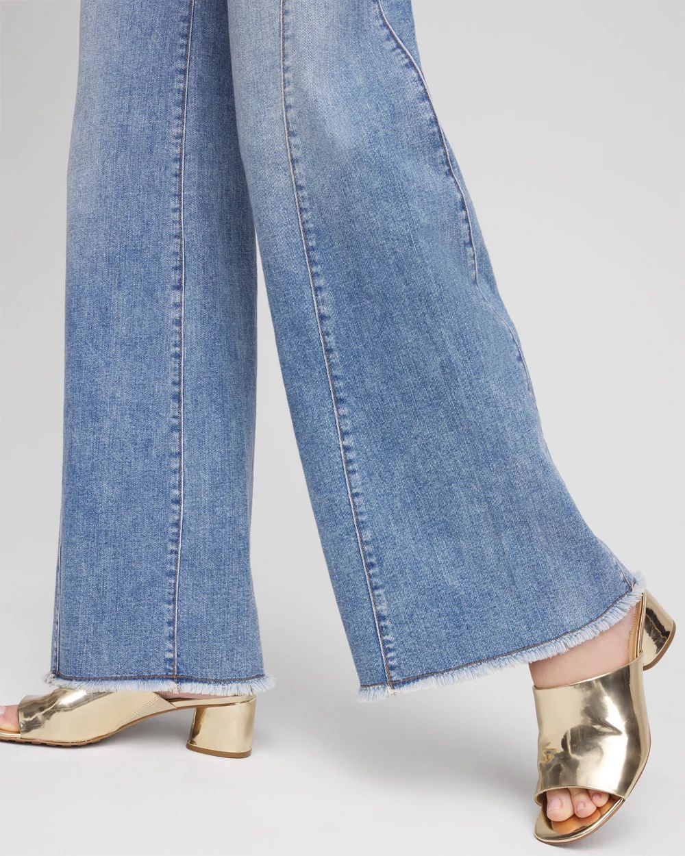 Petite High-Rise Wide-Leg Frayed Jeans