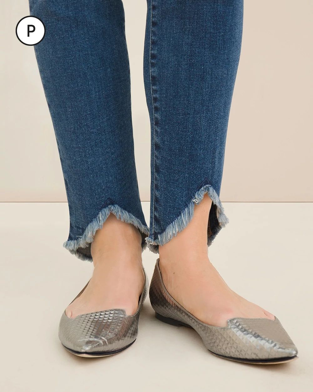 Petite Frayed Hem Pull-On Jegging