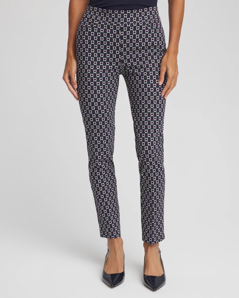 Brigitte™ Chain Connection Slim Ankle Pants