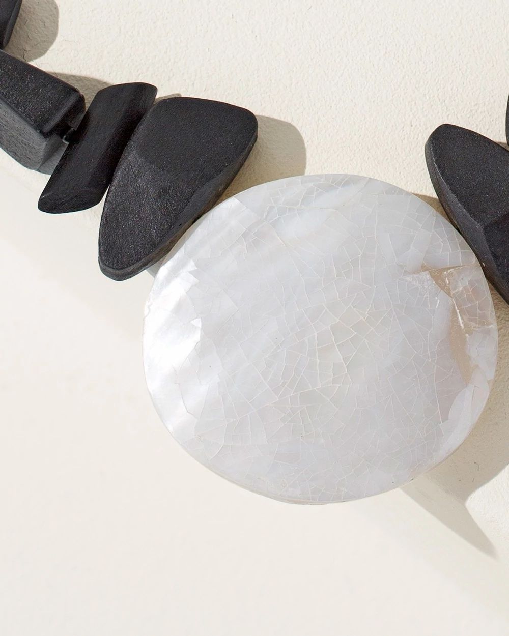 Mother of Pearl Pendant Necklace