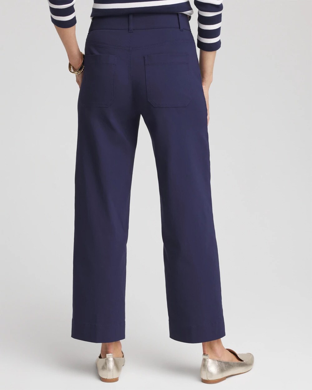 Chico's Four Pocket Straight Crop Pants In Blue