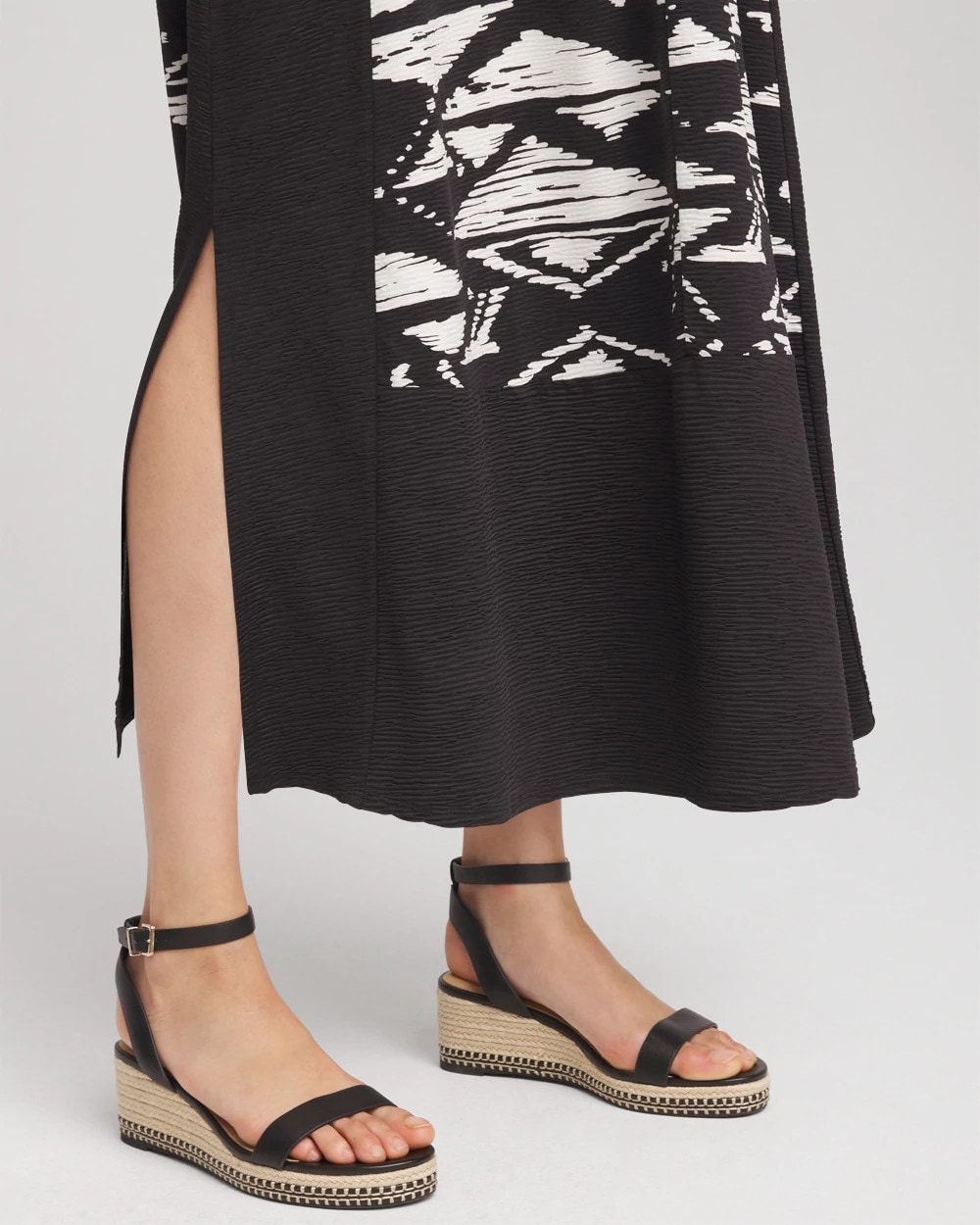 Chico's Travelers Crinkled Knit Dress In Black In Black