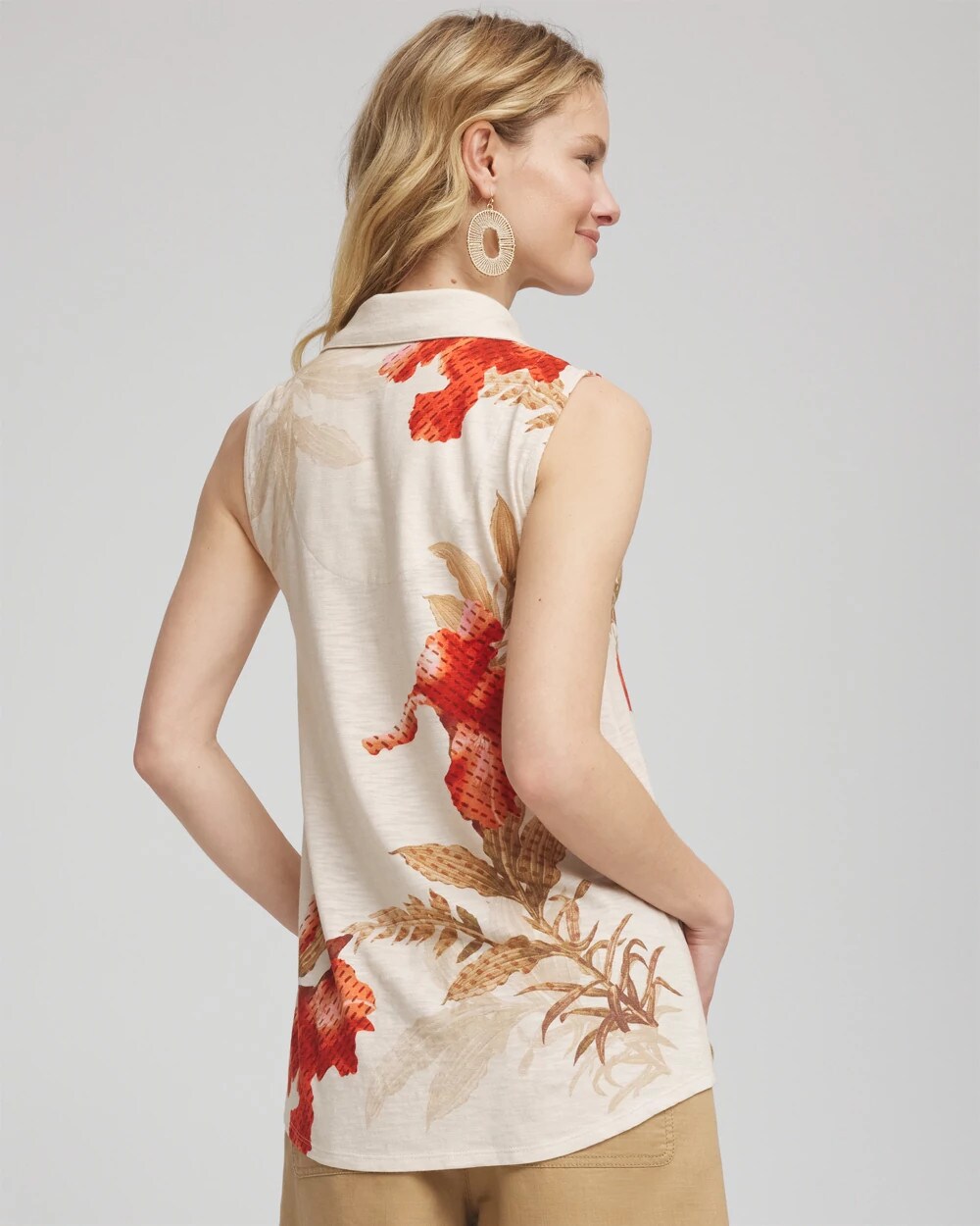 Chico's Floral Sleeveless Collared Tunic In Neutral